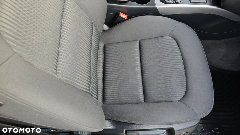 Audi A4 Avant 2.0 TDI Multitronic - 16