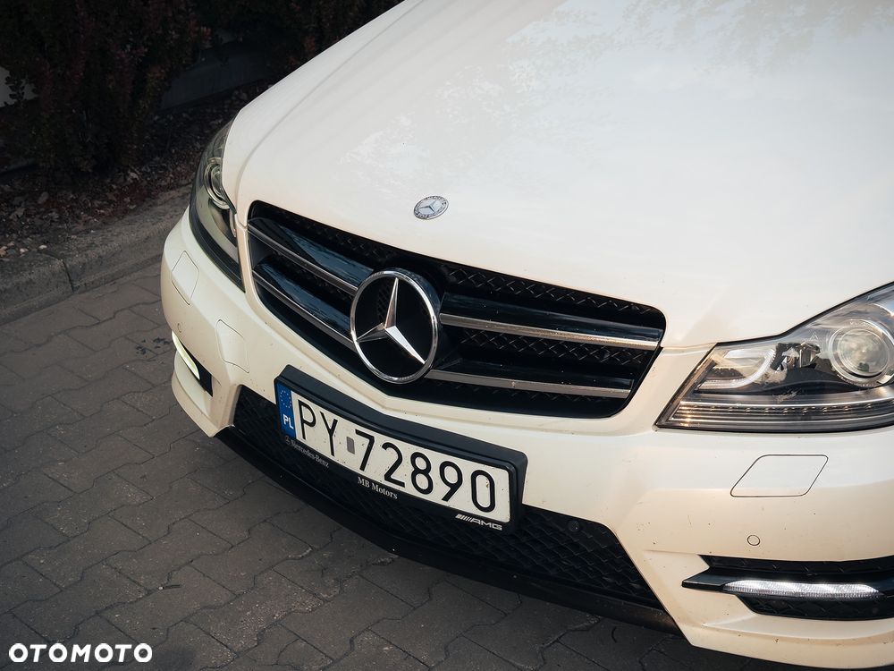 Mercedes-Benz Klasa C 250 CGI BlueEff - 10