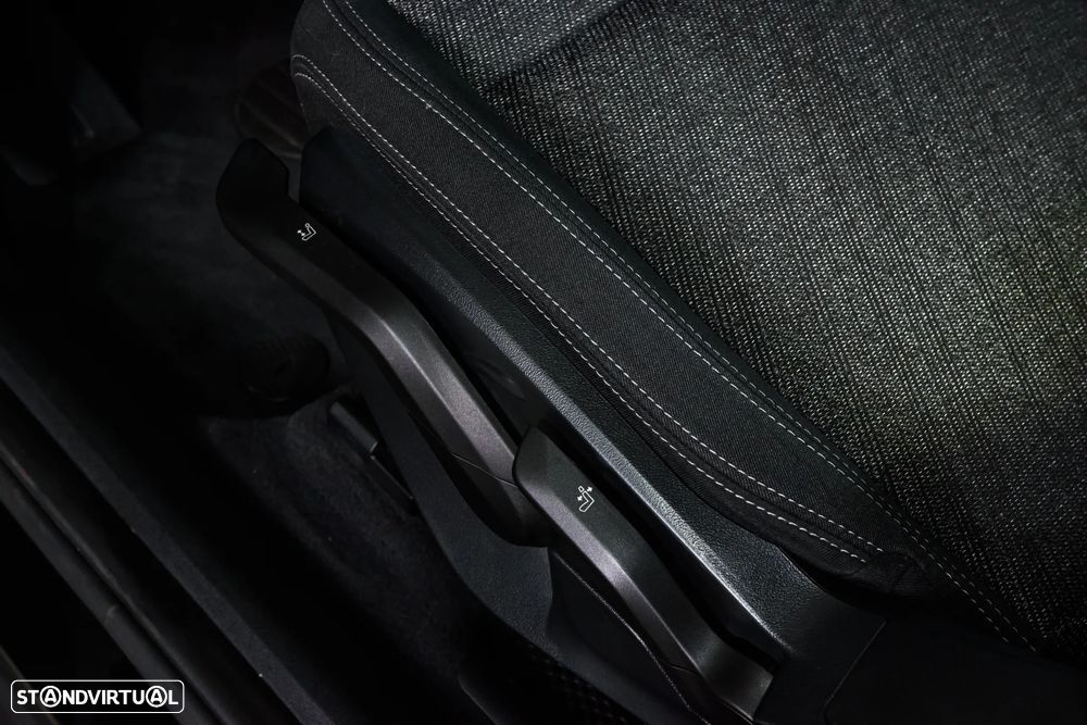 BMW X1 sDrive18d - 16