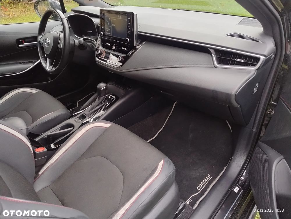 Toyota Corolla 1.8 Hybrid Touring Sports Comfort - 6