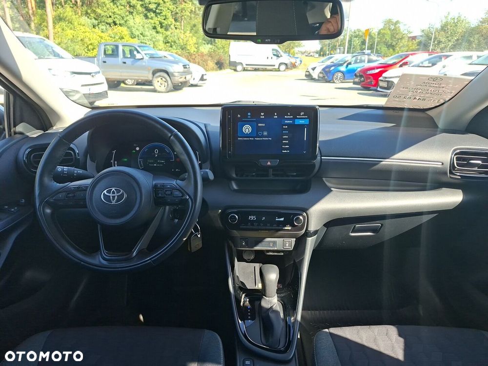 Toyota Yaris Hybrid 1.5 Style - 13