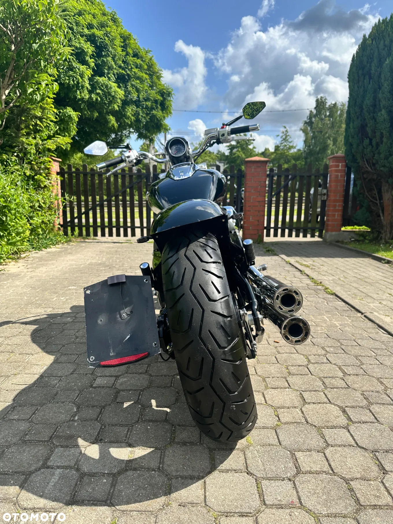 Suzuki Intruder - 5