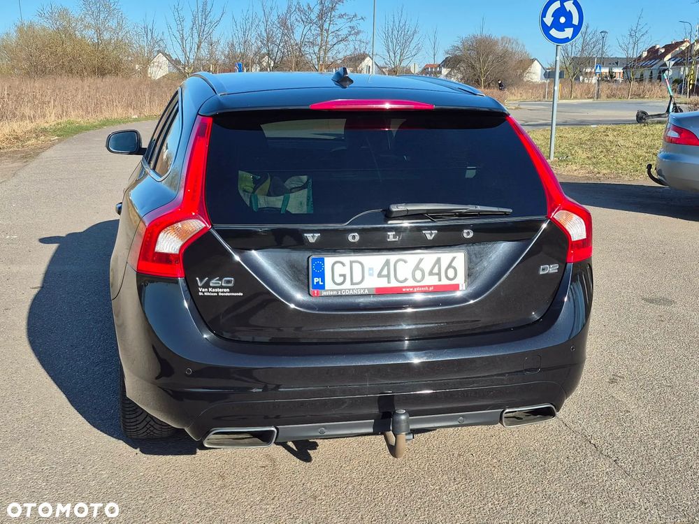 Volvo V60 D2 Geartronic - 10