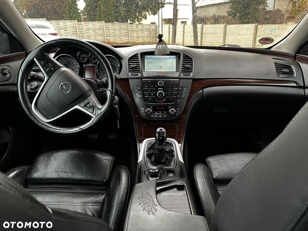 Opel Insignia - 15