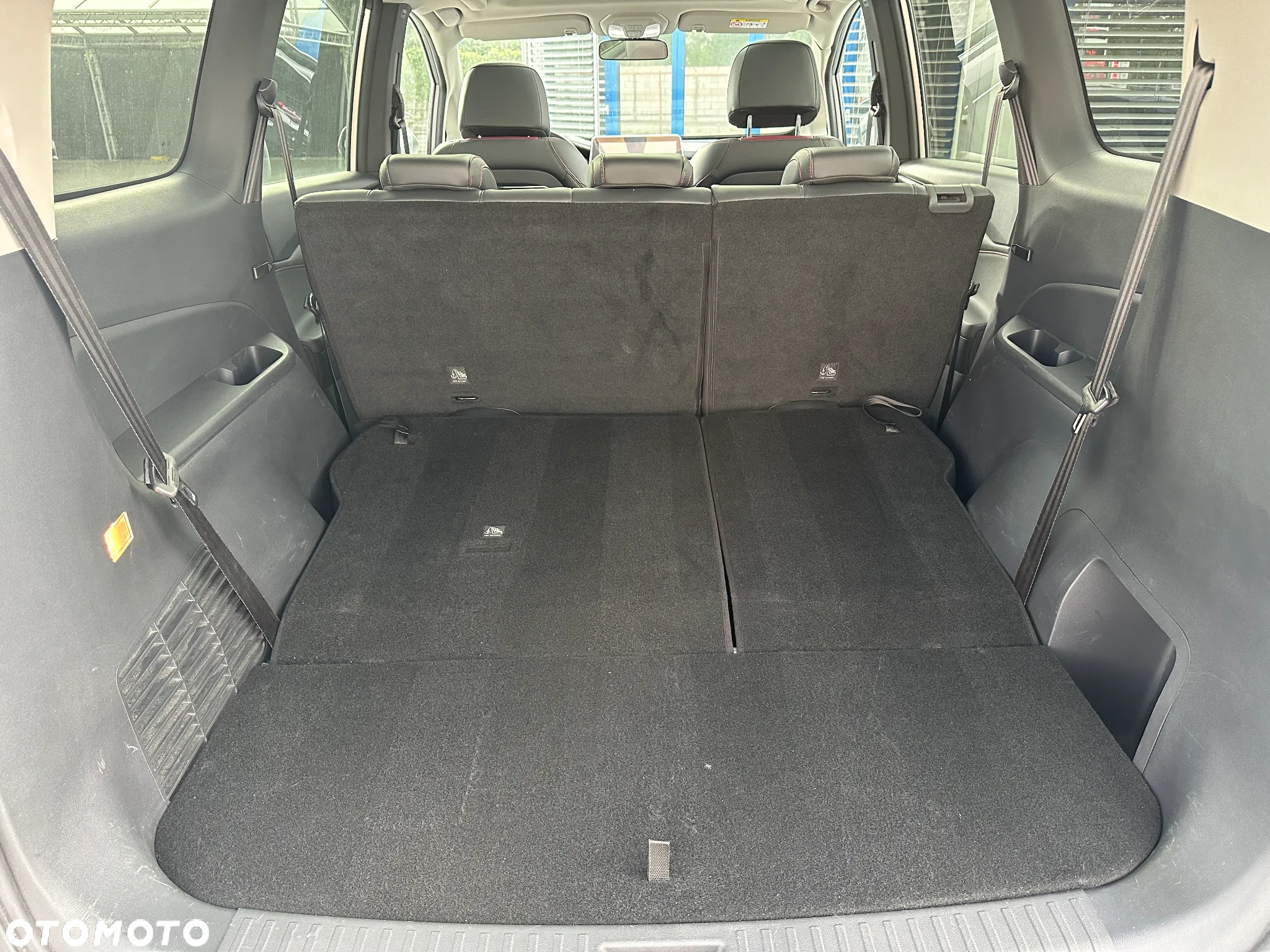 Maxus Euniq 5 Standard - 8