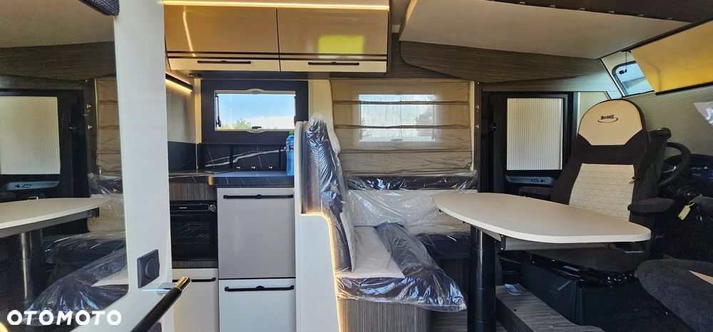 McLOUIS NEVIS 873 - INTEGRA - KAMPER - 15