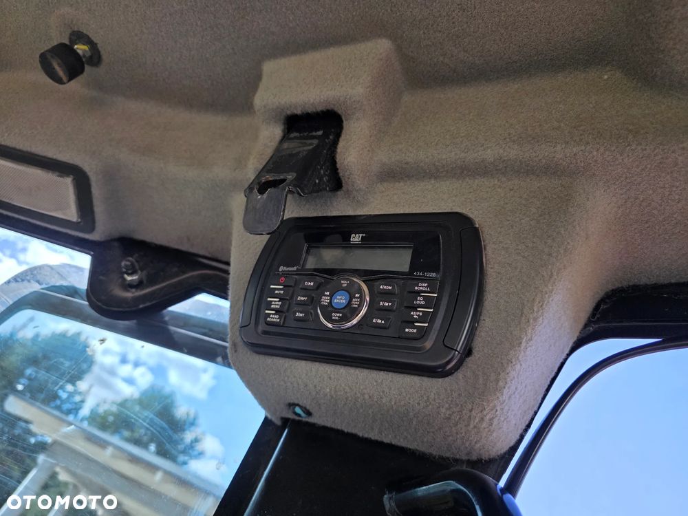 Caterpillar 305 - 30