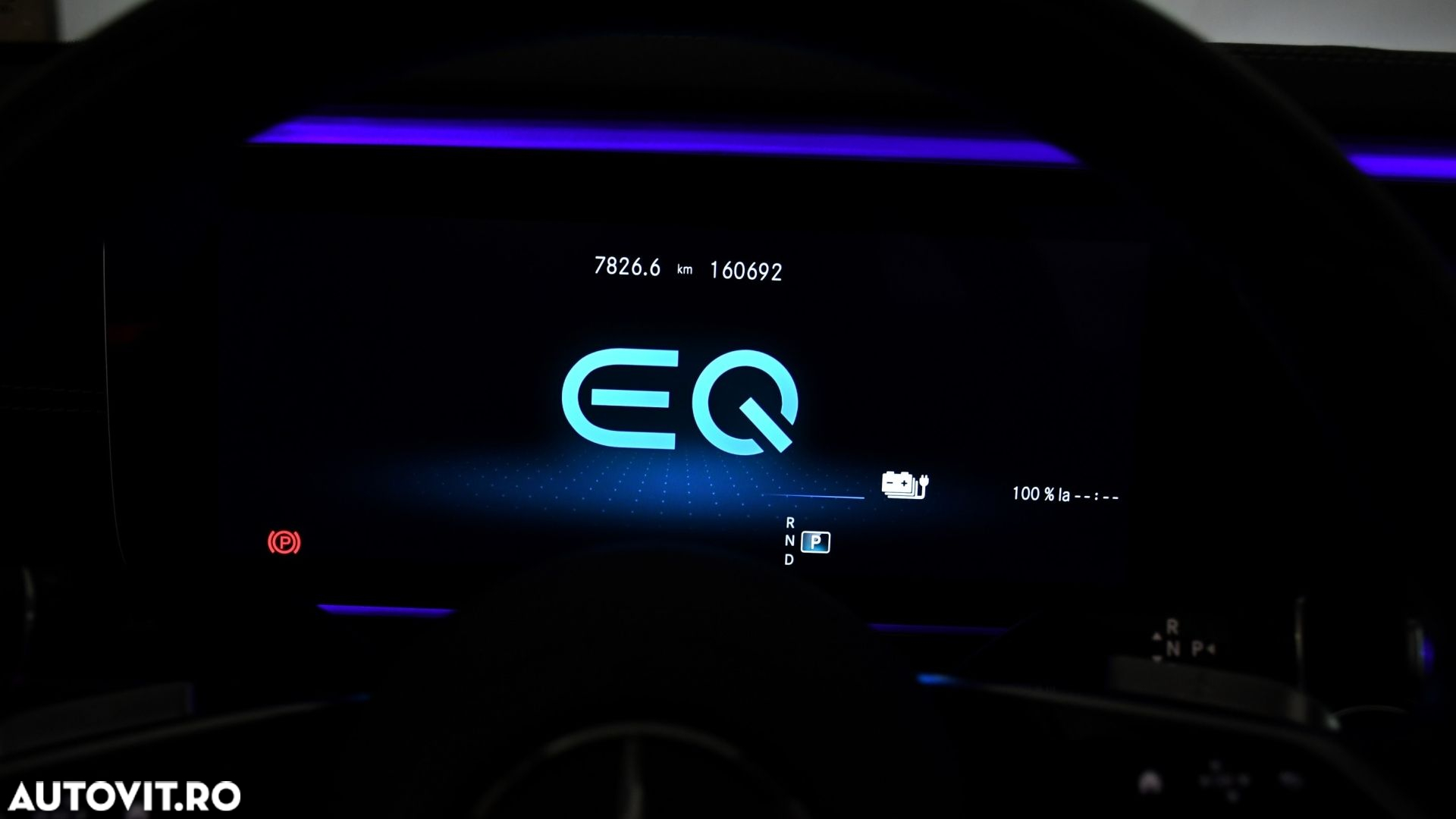 Mercedes-Benz E 300 4Matic 9G-TRONIC Exclusive - 29