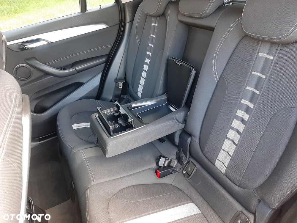 BMW X1 xDrive18d Advantage - 30