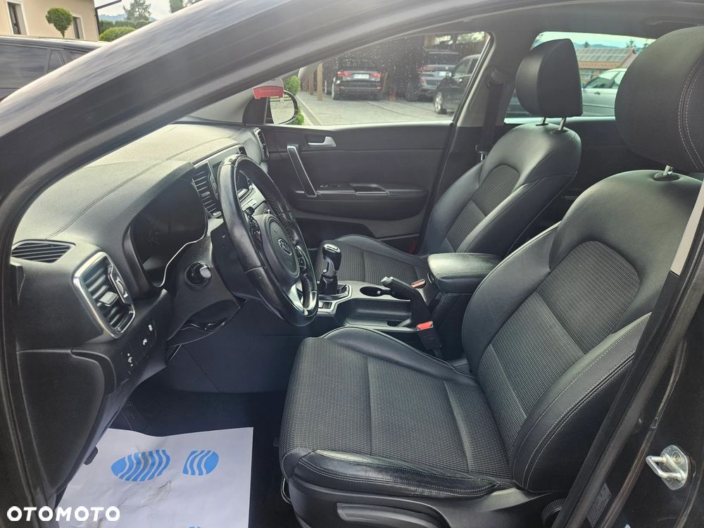 Kia Sportage 1.7 CRDI 2WD Dream-Team Edition - 8