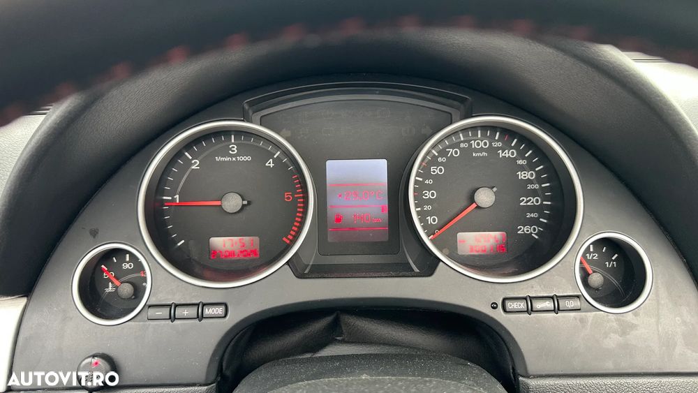 Audi A4 Cabrio ver-2-0-tdi - 20