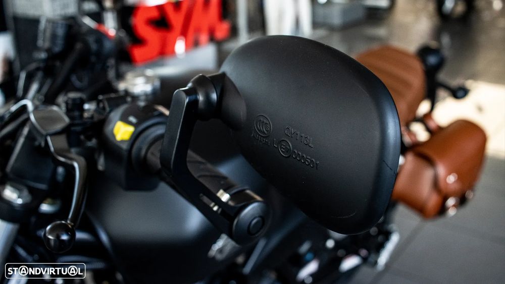 UM Scrambler X-Café - 13