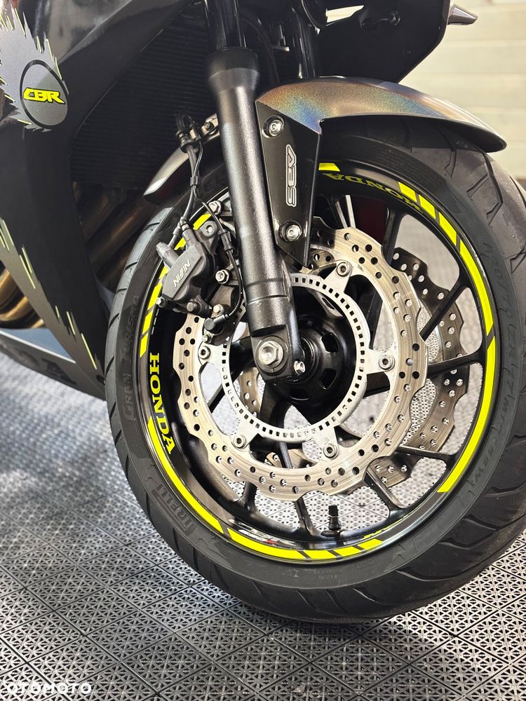 Honda CBR - 14