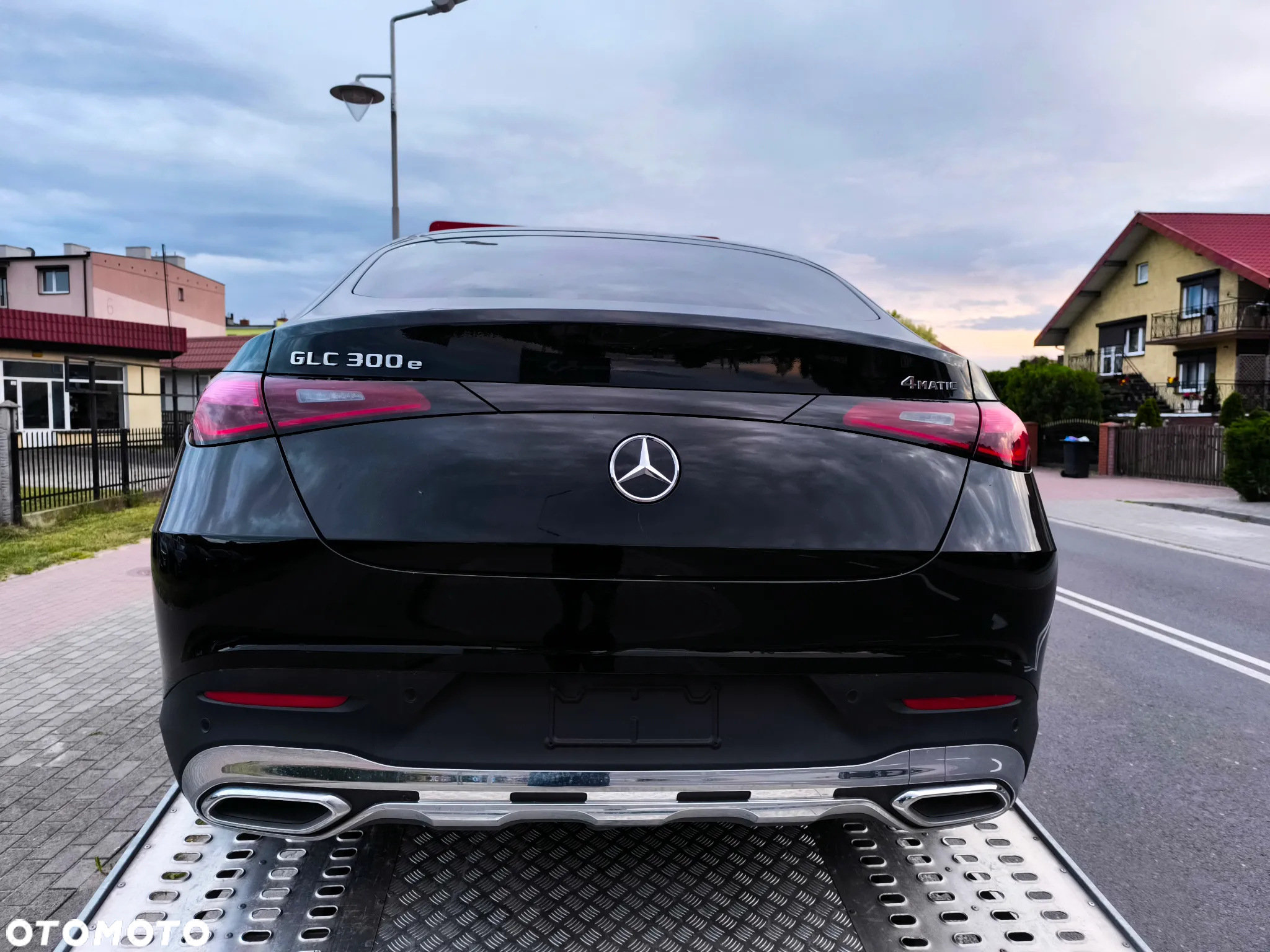 Mercedes-Benz GLC 300 e 4-Matic Avantgarde - 13