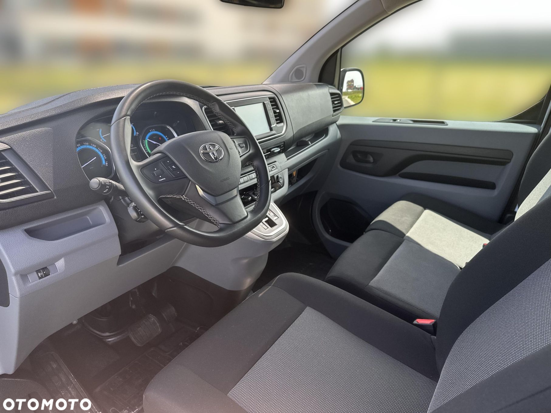 Toyota PROACE - 10