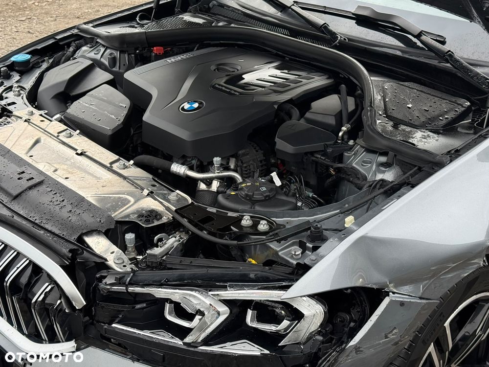 BMW Seria 3 318i M Sport - 5