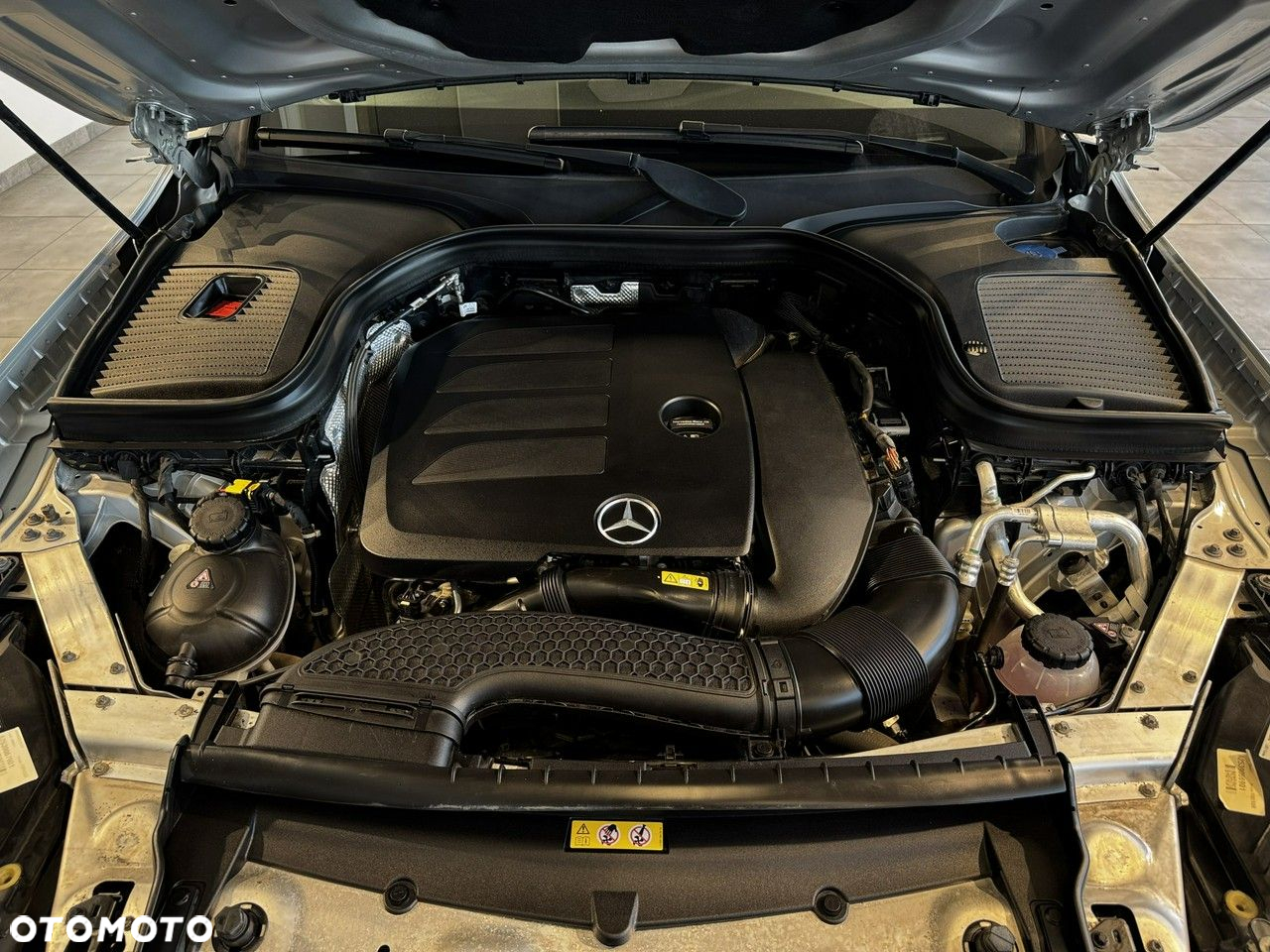 Mercedes-Benz GLC - 31