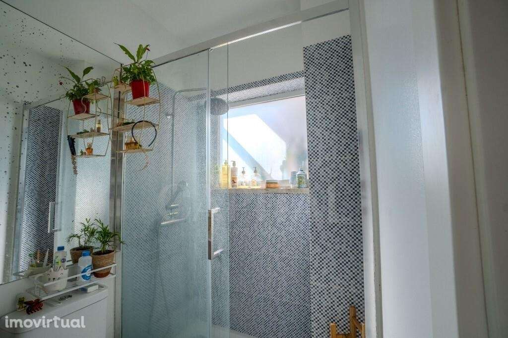 T2 com enorme Terraço na Amadora - Grande imagem: 5/24