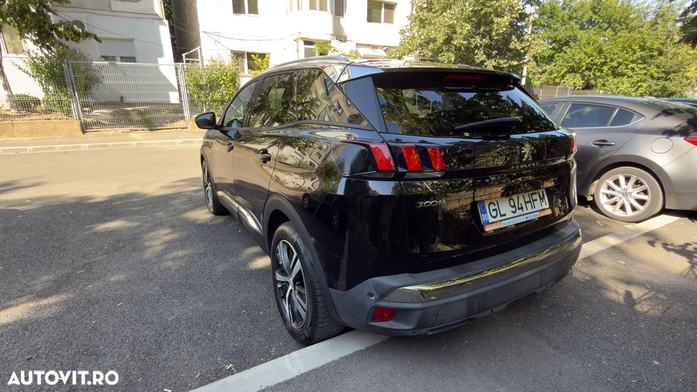 Peugeot 3008 1.2 PureTech Turbo S&S EAT6 Allure - 4