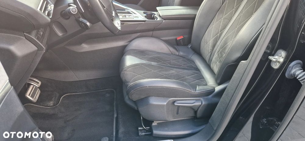 Peugeot 3008 BlueHDi 180 Stop & Start EAT8 GT - 12