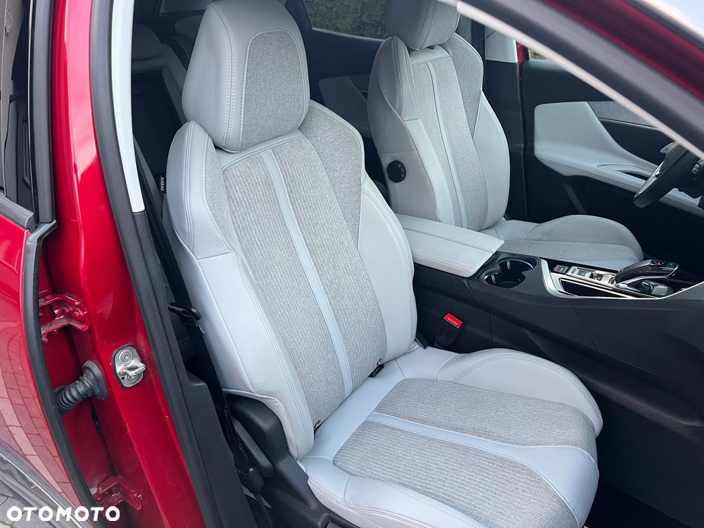 Peugeot 3008 BlueHDi 130 Stop & Start EAT8 Allure Pack - 17