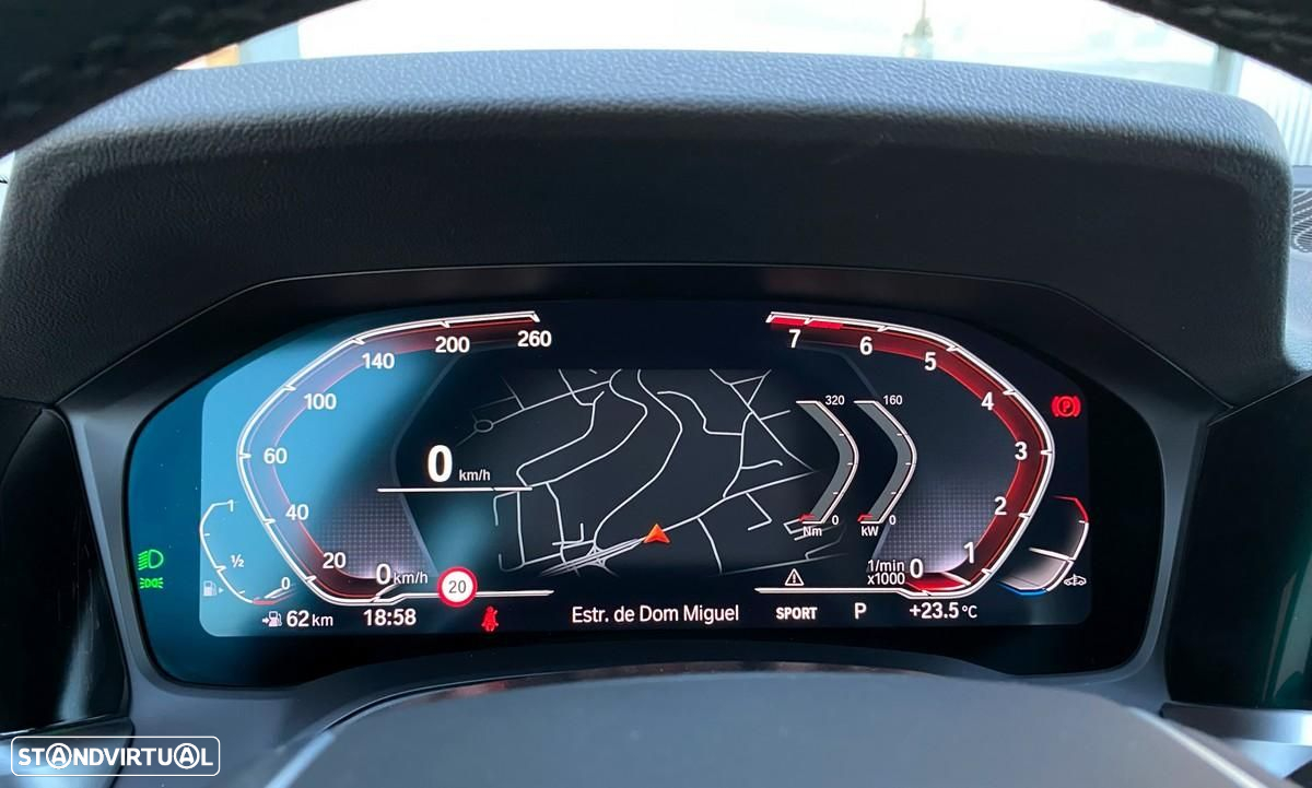 BMW 320 i Touring Line Sport - 28