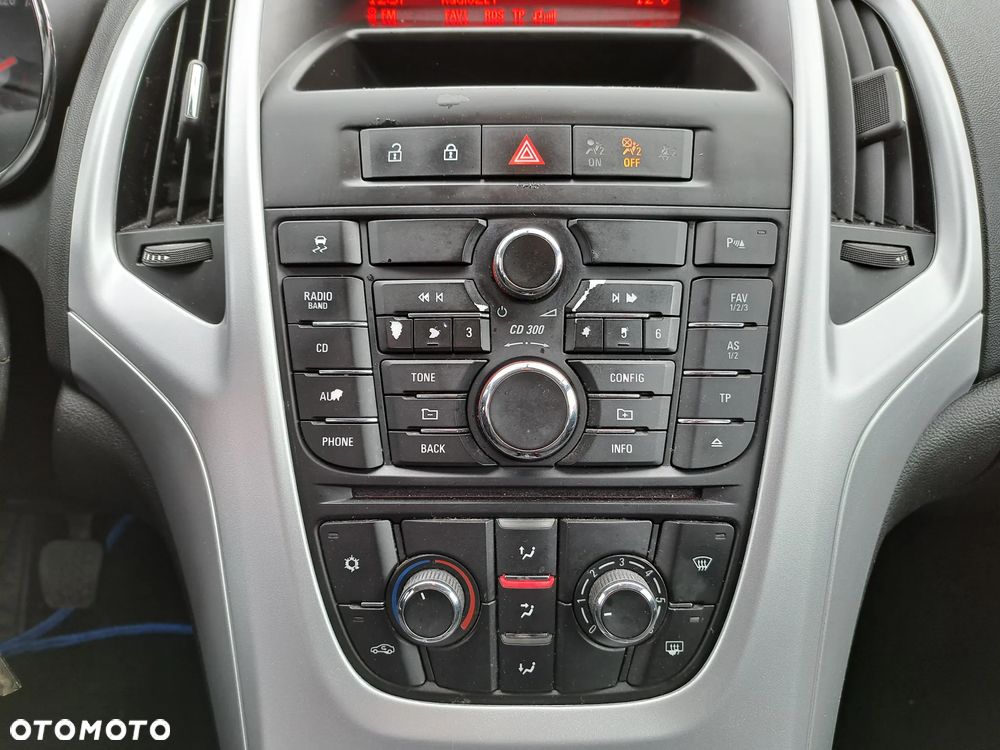 Opel Astra 1.4 ecoFLEX - 23