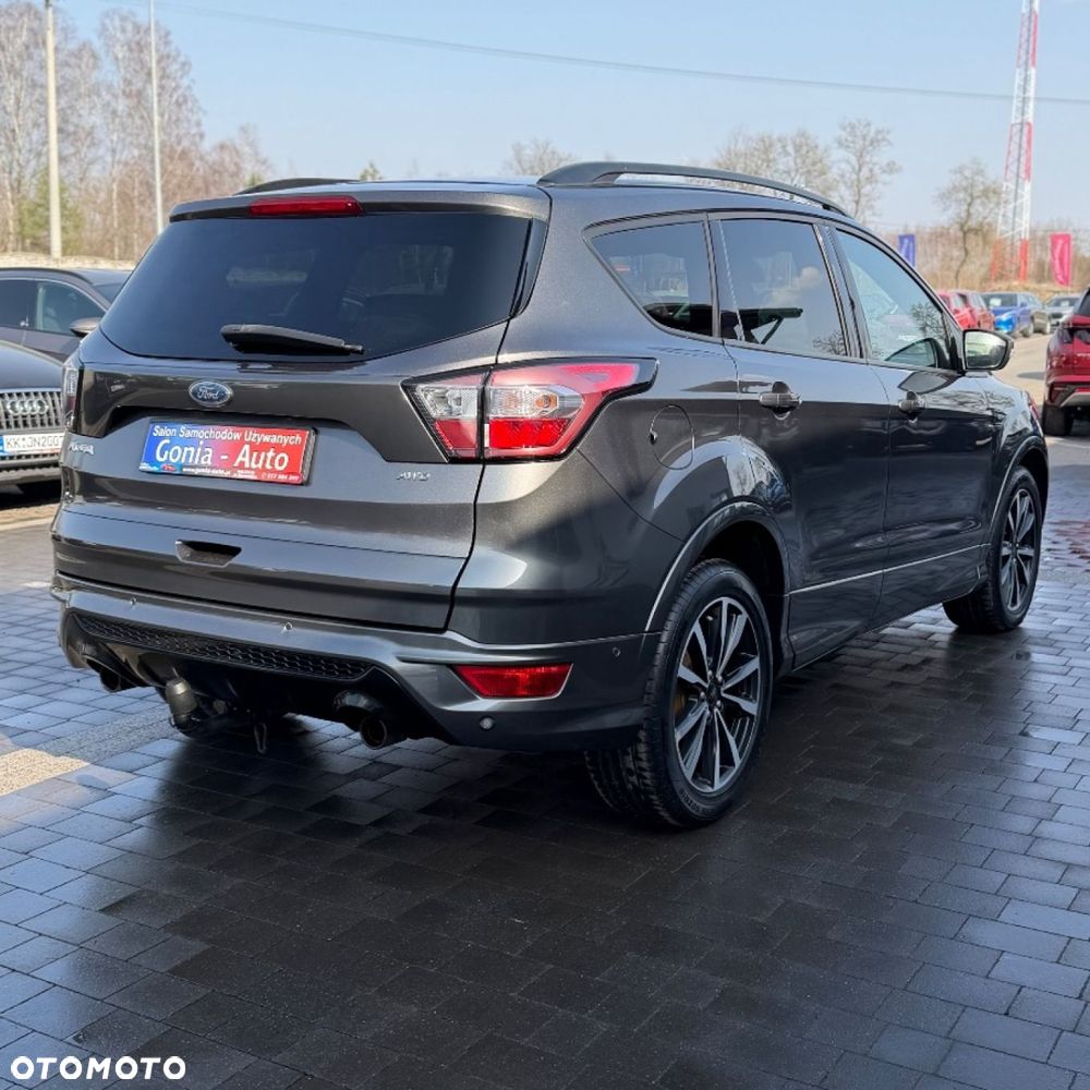 Ford Kuga - 12