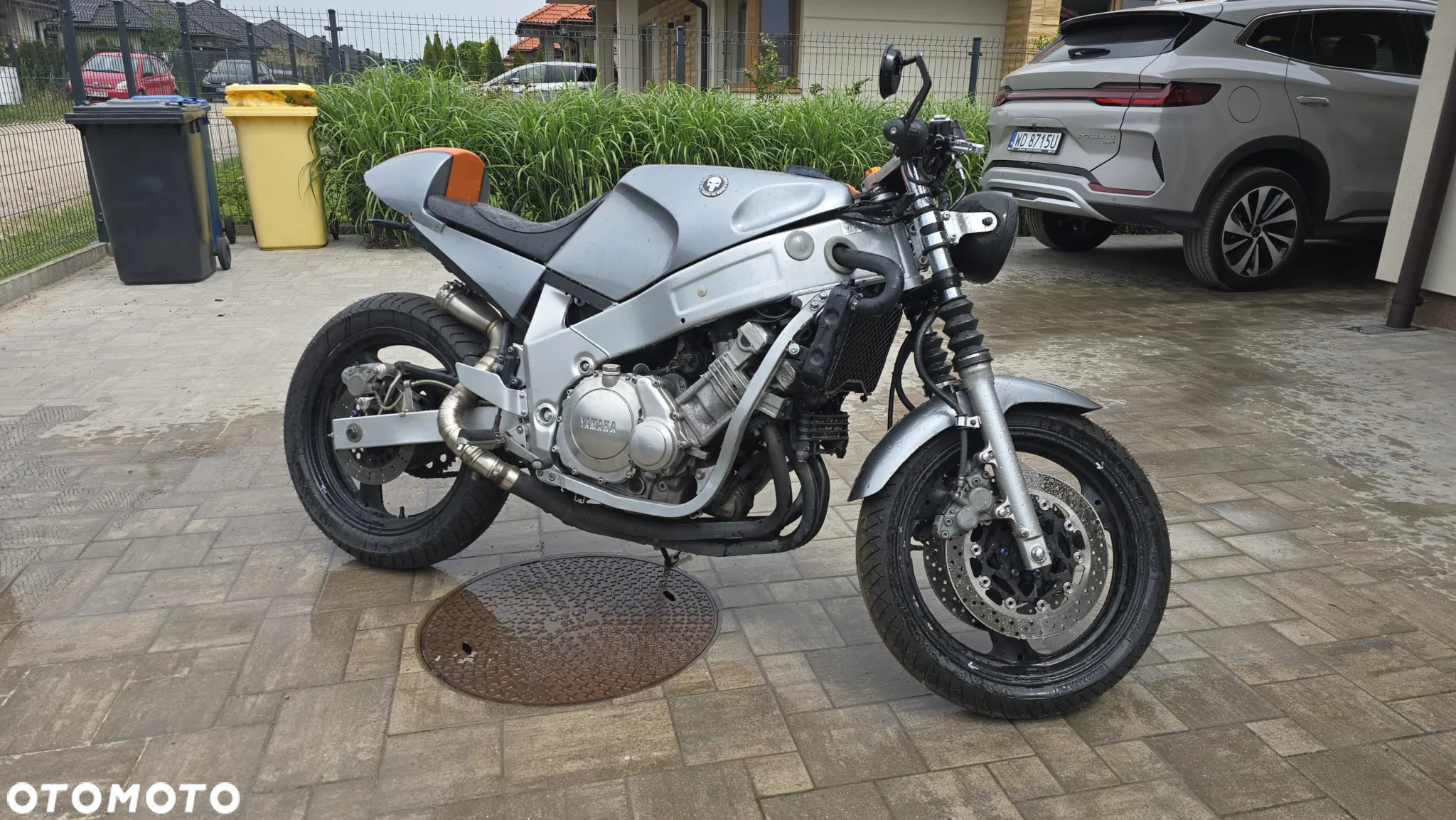 Yamaha FZR - 5