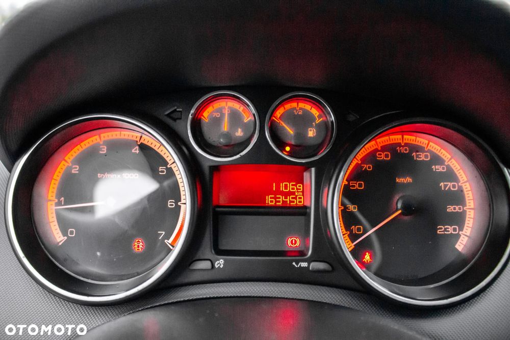 Peugeot 308 1.6 Premium - 17