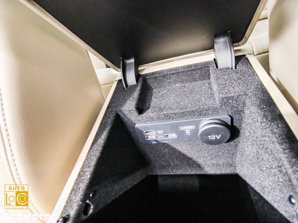 Jaguar XF E-Performance Portfolio - 33