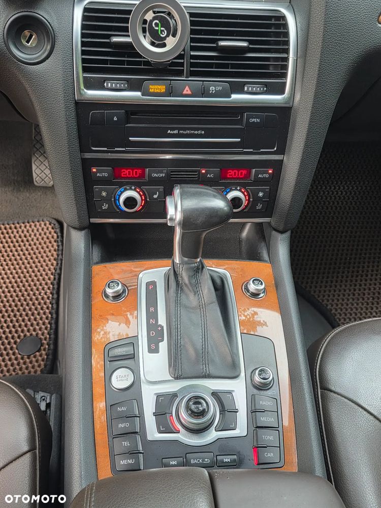 Audi Q7 - 15