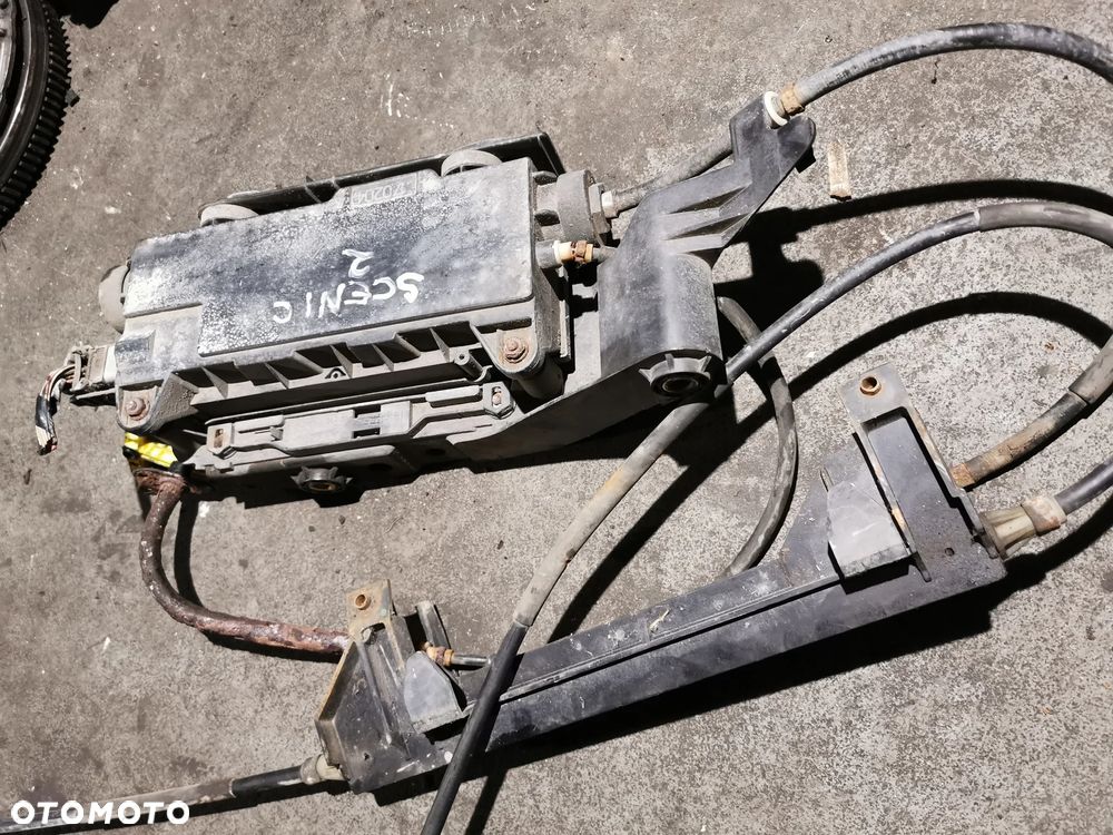 Moduł elektrycznego hamulca ręcznego Renault Scenic II 8200396849 - 3