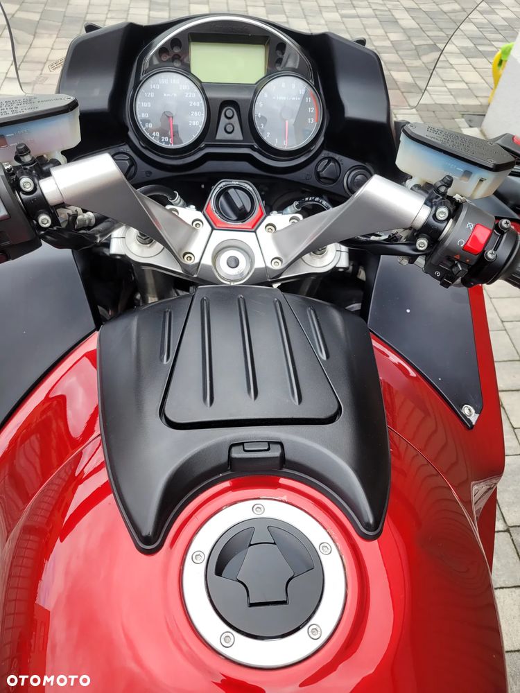 Kawasaki GTR - 29