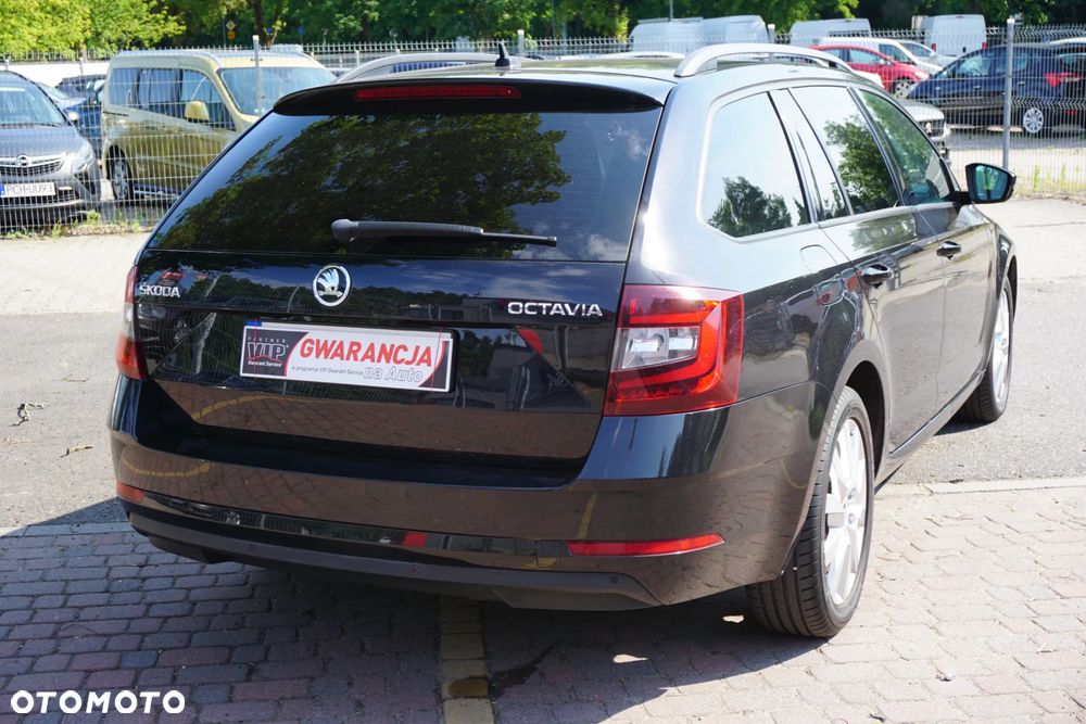 Skoda Octavia 1.6 TDI Ambition DSG - 3