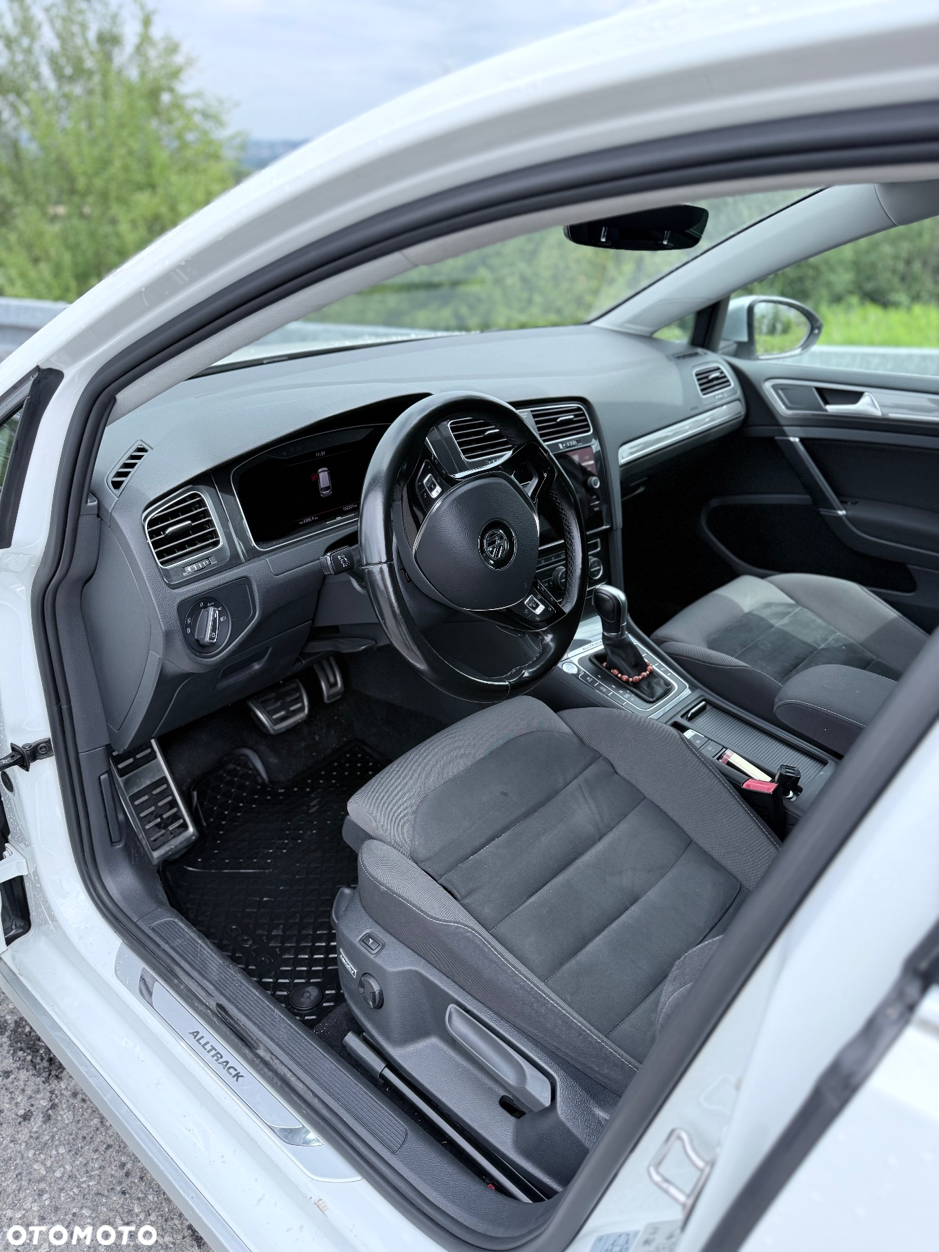 Volkswagen Golf Alltrack 2.0 TDI BMT 4Mot DSG - 4