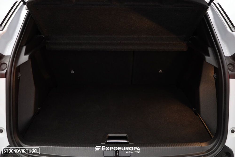 Peugeot 2008 1.2 PureTech Allure Pack EAT8 - 7