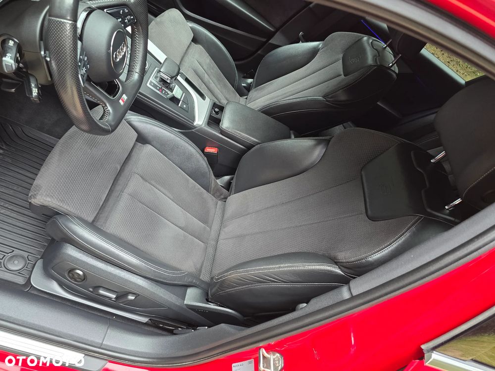 Audi A4 Avant 40 TDI quattro S tronic S line - 29
