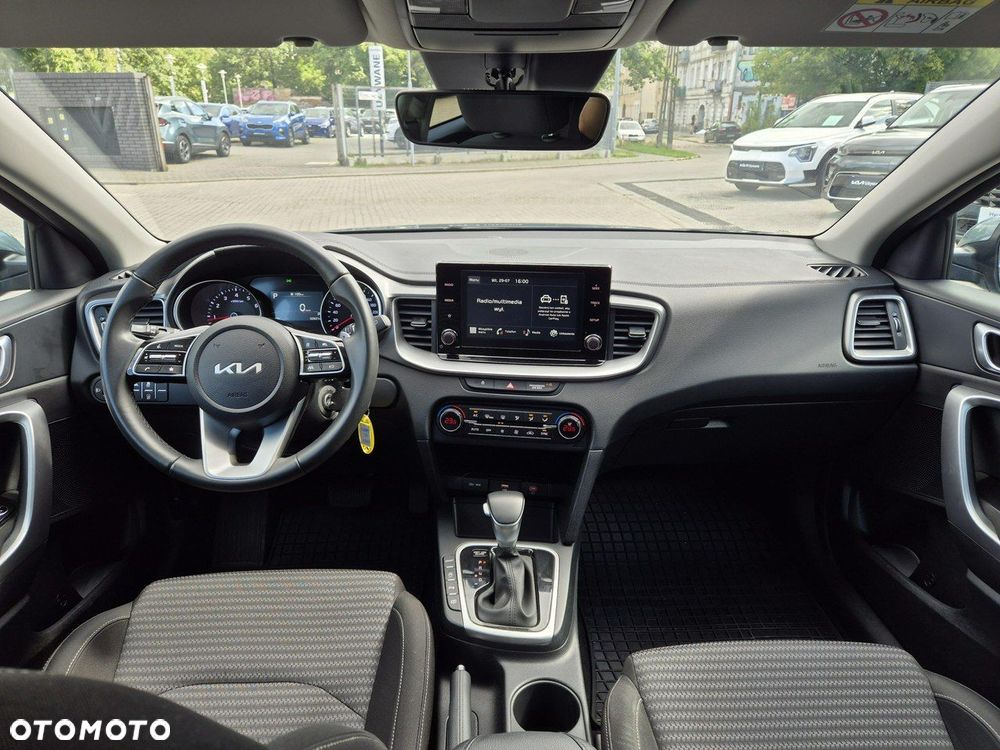 Kia XCeed - 12