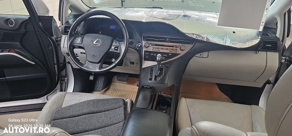 Lexus Seria RX - 13
