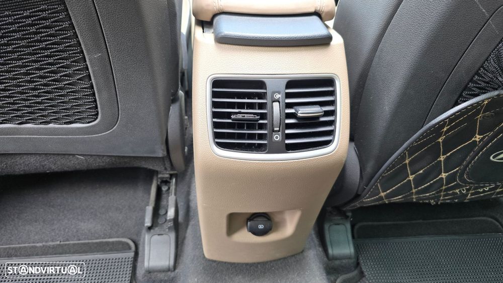 Hyundai Tucson 1.6 CRDi Premium+Pack Pele - 56