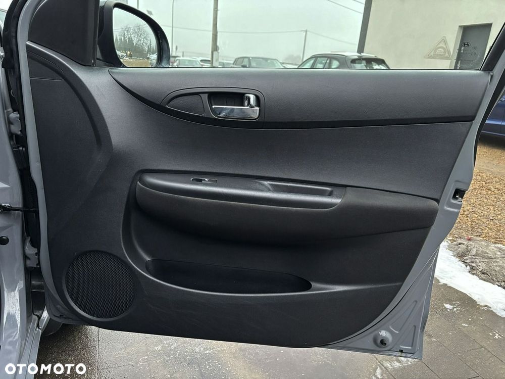 Hyundai i20 1.2 Fifa World Cup Edition - 26