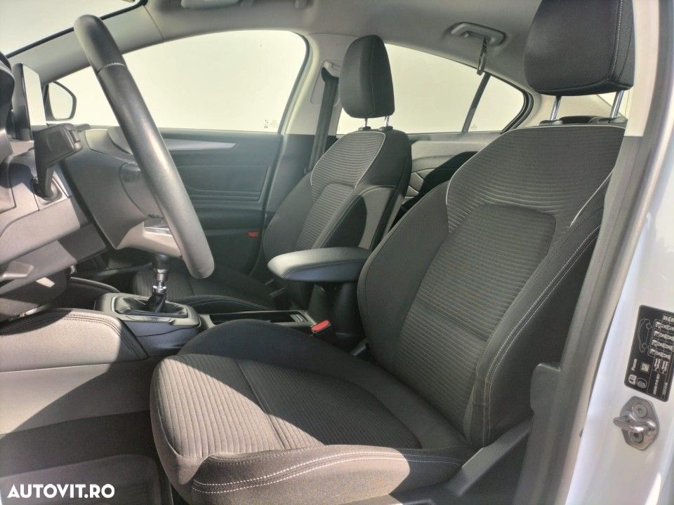 Ford Focus - 6