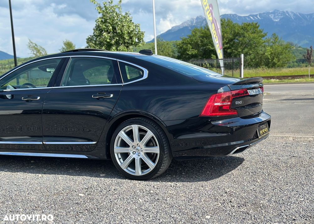 Volvo S90 T8 Recharge AWD Geartronic Inscription - 32