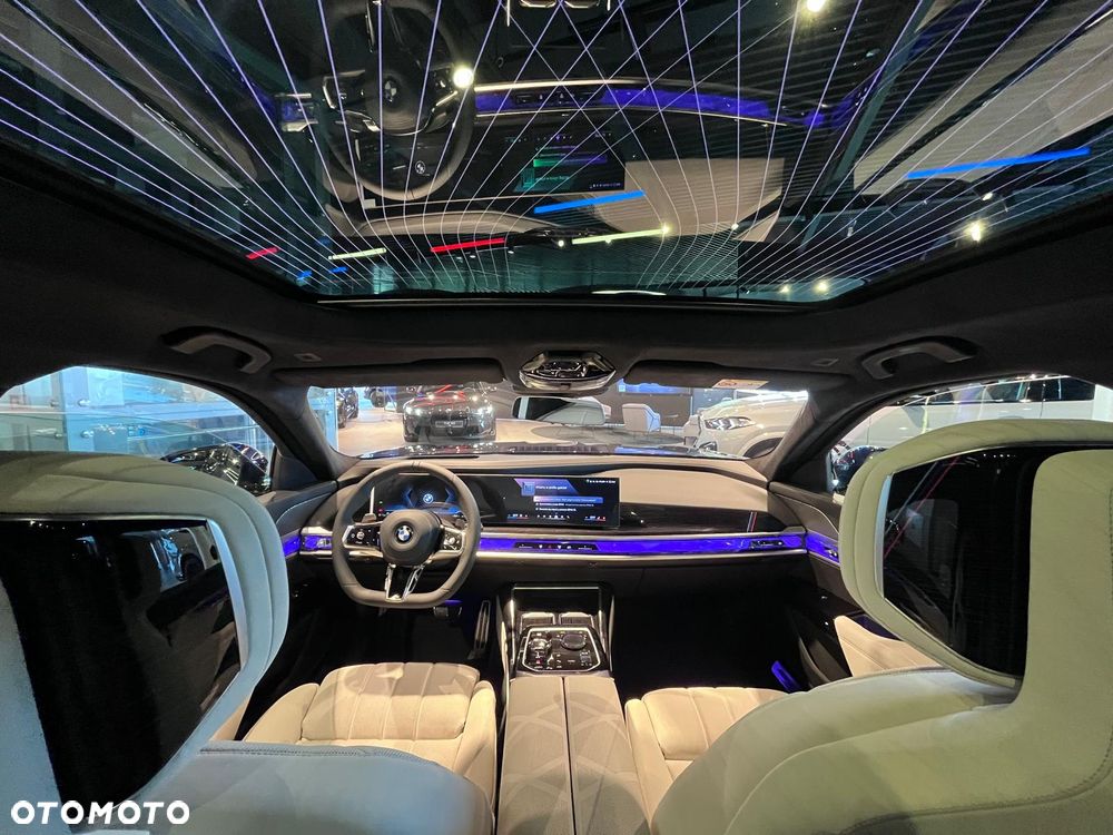 BMW Seria 7 740d xDrive mHEV sport - 16