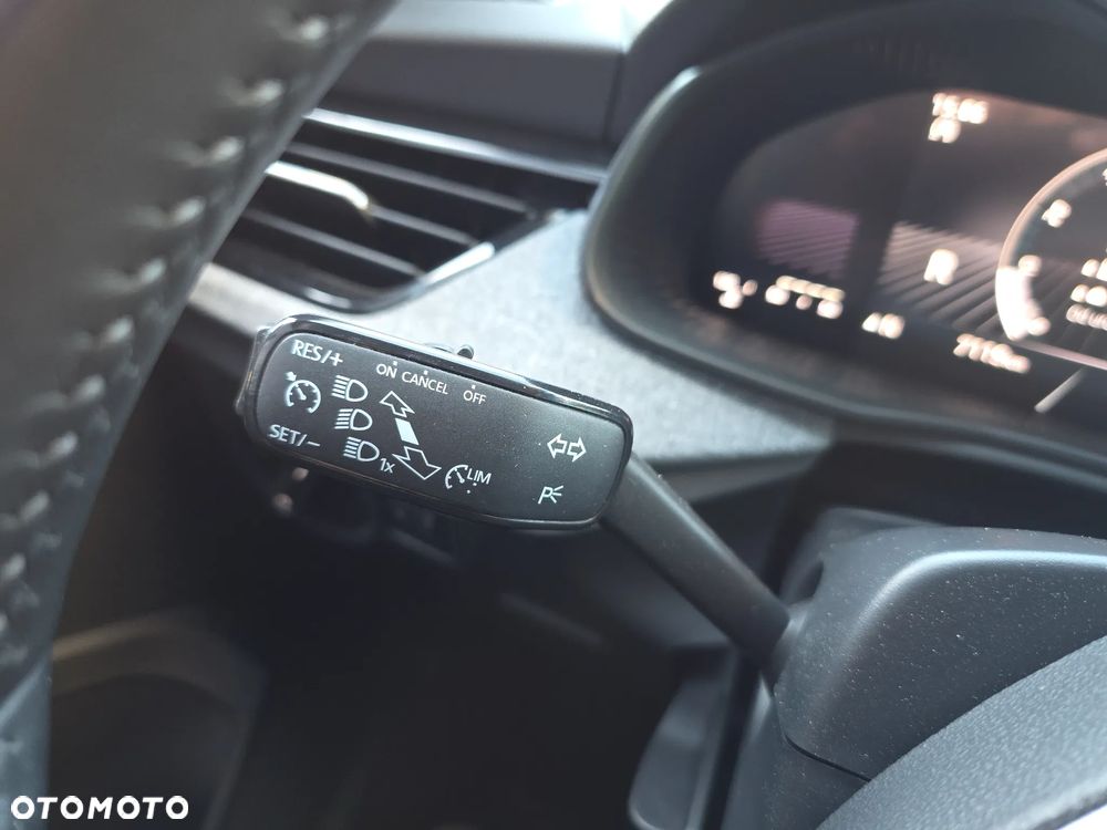 Skoda Scala 1.0 TSI Selection DSG - 28