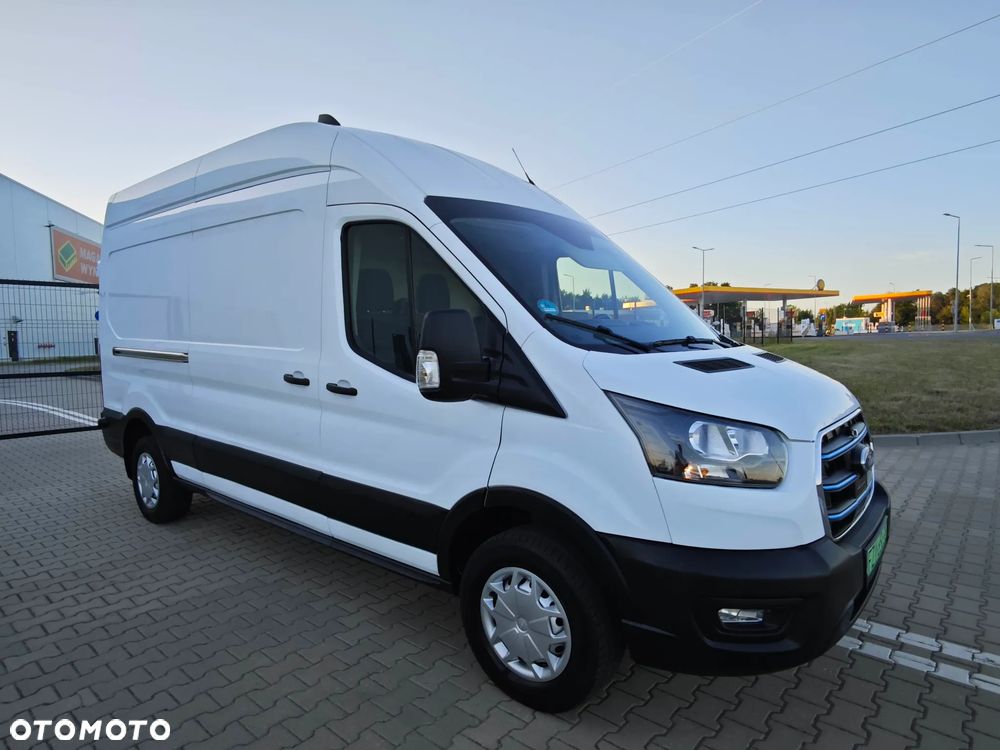 Ford Transit - 13