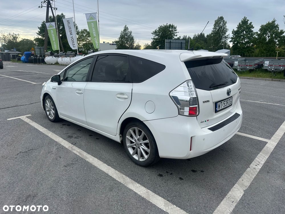 Toyota Prius+ (Hybrid) Life - 10