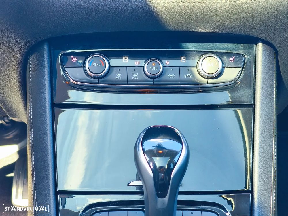 Opel Grandland X 1.2 S&S Auto Ultimate - 27