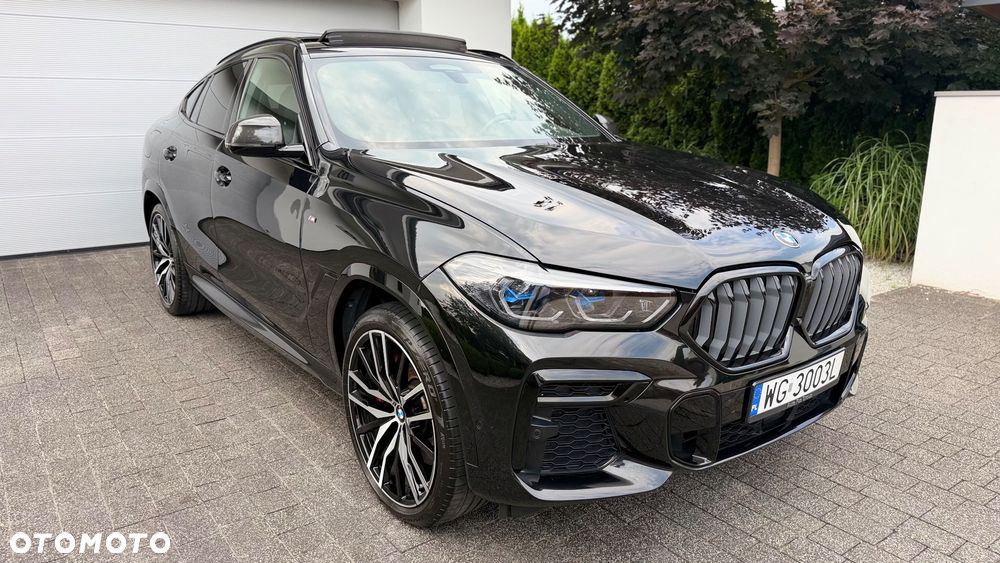 BMW X6 xDrive40d - 13